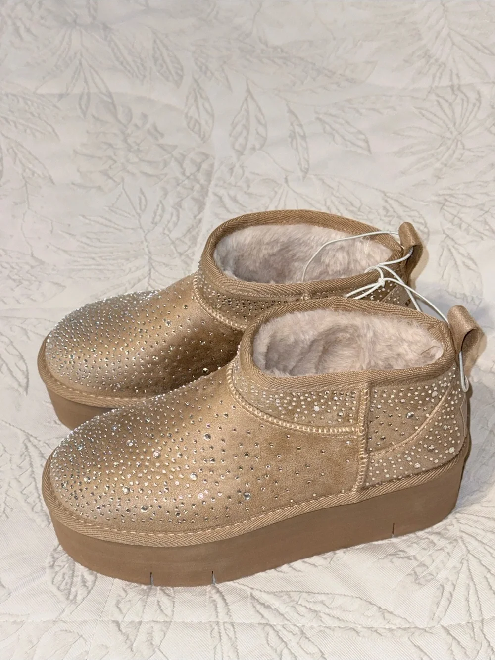 Rock & Candy Samira Tan Embellished Faux Fur Lined Platform Ankle Boots size 8